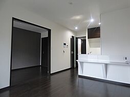 J・grace十日市 401 4階1LDKのリビング/ダイニング