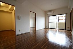 ワイビル 904 9階3LDKのリビング/ダイニング