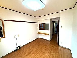 エステートベネフィット5フルタ 404 4階1Kのリビング/ダイニング