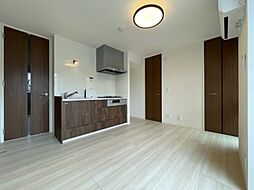 アゼリア 202 1階ワンルームのリビング/ダイニング