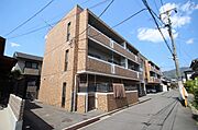 矢賀駅より徒歩14分 築24年3ヶ月 3階建の賃貸物件