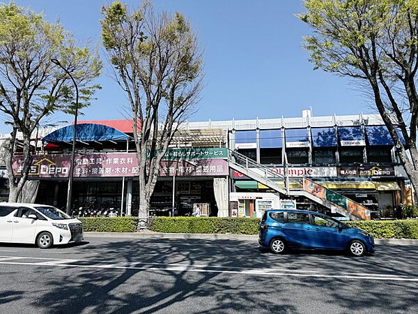 オリンピック 関町店まで870m