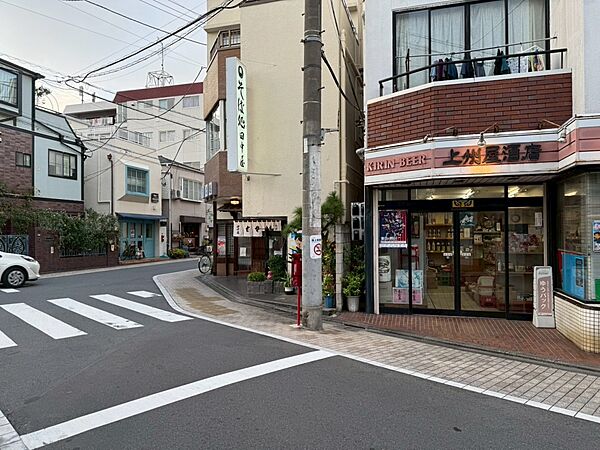 ＪＲ中央線「西荻窪」駅徒歩11分　人気の吉祥寺が生活圏　現在居住中です。ご内覧などの日程調整は