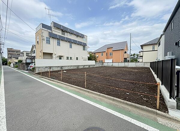 キレイな更地になりました豪邸や二世帯住宅、収益物件など多彩なプランニング可能ですお気軽にアムティ