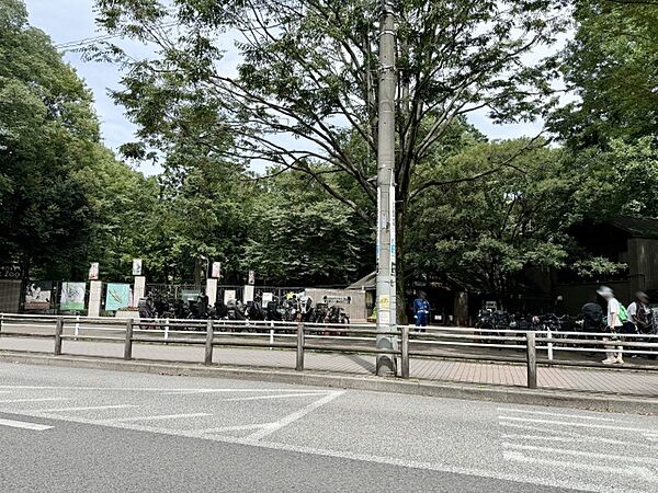 井の頭自然文化園まで1053m