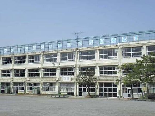 世田谷区立池之上小学校まで236m