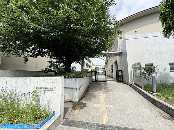 国分寺市立第四小学校まで821m