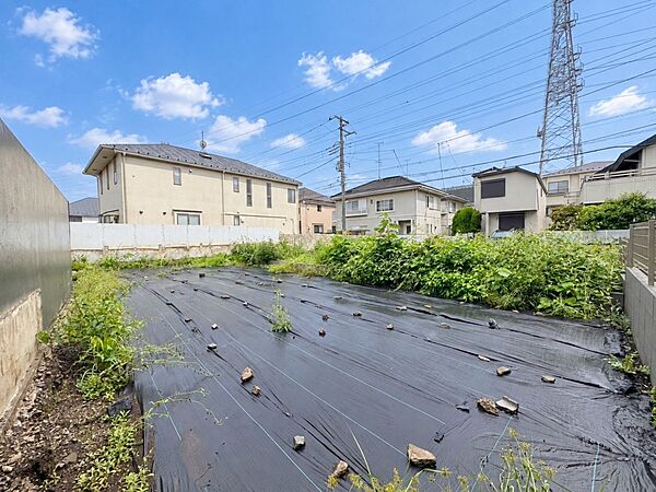 弊社から車で約2分のすぐ近くの物件ですご見学などご希望のお客様はお気軽にアムティックまでお問い合わ