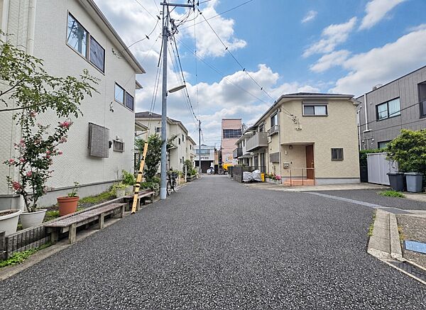 内装フルリノベーション済のキレイな邸宅。キッチンや浴室など水回りも一新したため、気持ち良く新生活をス