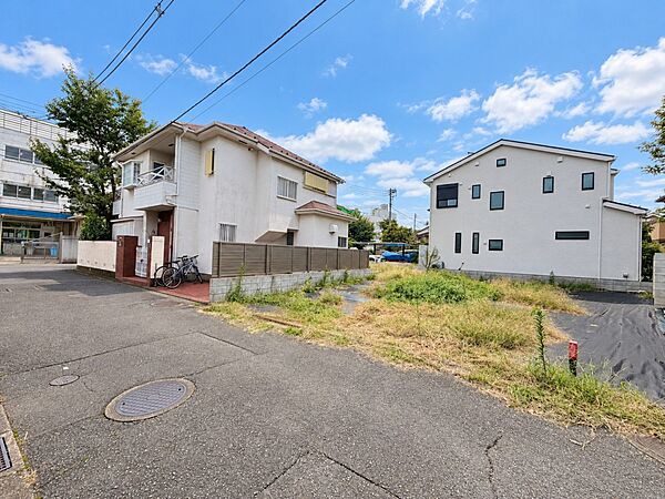 お客様のお好みのＰＬＡＮ＆ハウスメーカーでご建築可能な宅地分譲小学校徒歩1分、祖師谷公園徒歩2分な