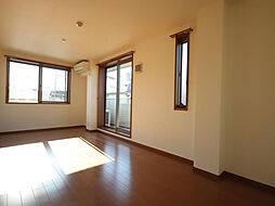 フェルトゥール 202 2階1LDKのリビング/ダイニング