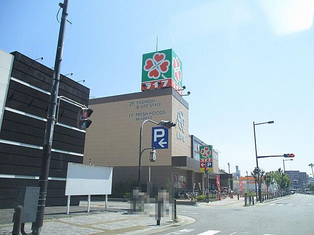 ライフ堺駅前店