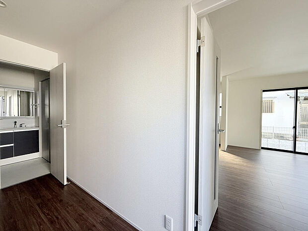 間もなく完成。すぐに新生活が始められます