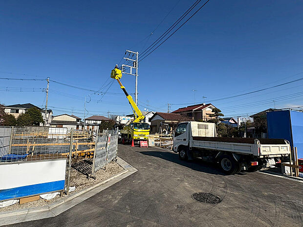 (2・7号棟前面道路・令和7年12月16日撮影)