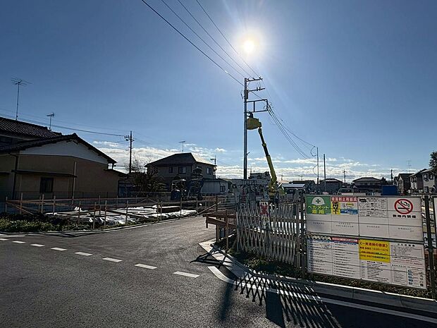 閑静な住宅街の限定8区画(前面道路・令和7年12月16日撮影)