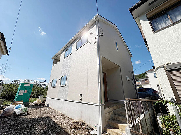 【間もなく完成!内覧可!】約159m2のゆとりある敷地、オール電化住宅で安心・快適な暮らし。(R8年9月24日撮影)