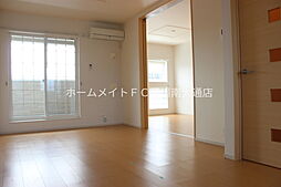 レリーナＢ 2階2LDKのリビング/ダイニング