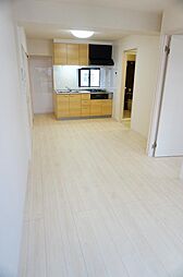 ルミエール蓮根 3階1LDKのリビング/ダイニング