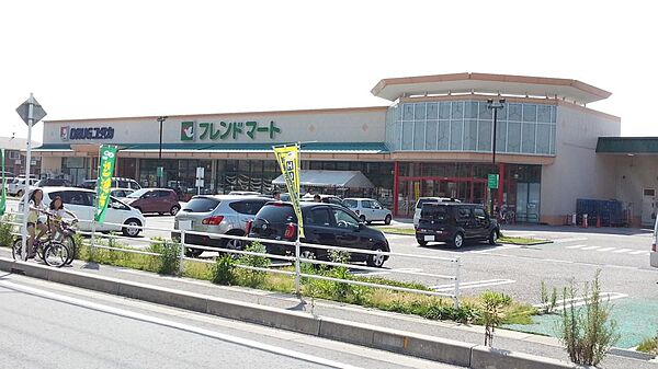 フレンドマート彦根地蔵店まで約1,100m