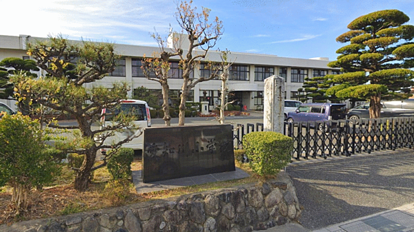 愛荘町立愛知川小学校まで約1,250m