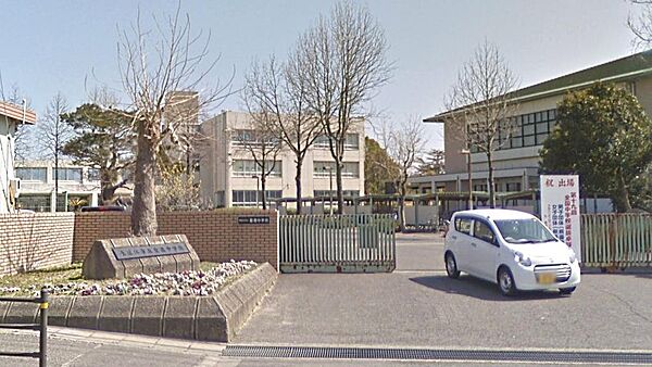 東近江市立聖徳中学校まで約1,600m