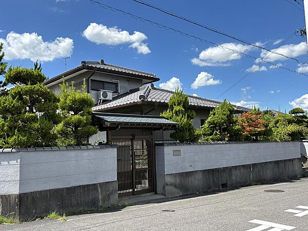 外観：325000104978