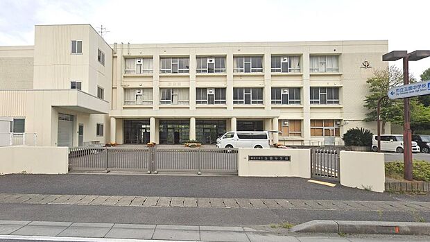 東近江市立玉園中学校まで約1,000m
