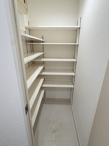 収納