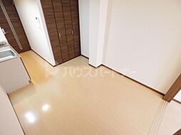 JR総武線 津田沼駅 徒歩10分の賃貸マンション 2階1DKのリビング/ダイニング