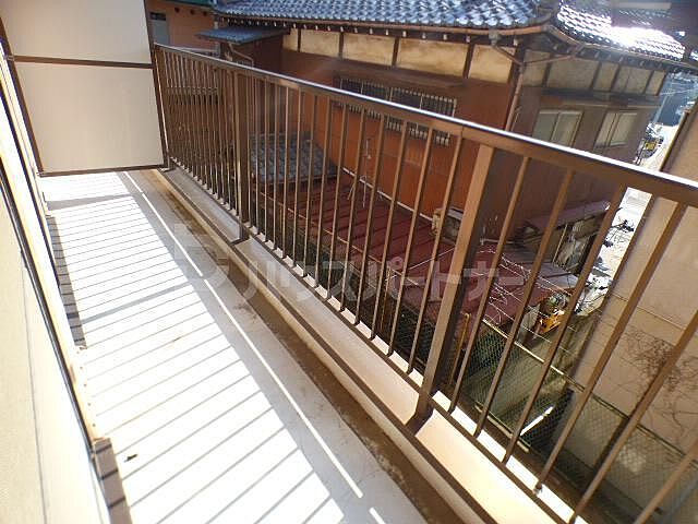 バルコニー