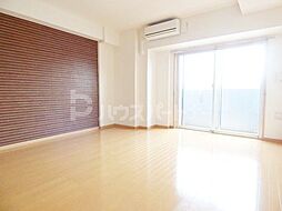 キャメロット新越谷 5階1Kのリビング/ダイニング