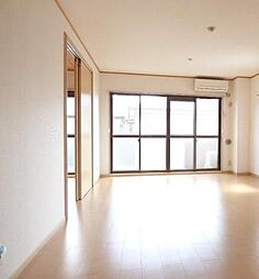 ワンダーズ 3階2LDKのリビング/ダイニング