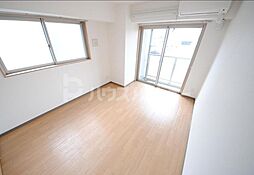 リリー松原 6階1Kのリビング/ダイニング