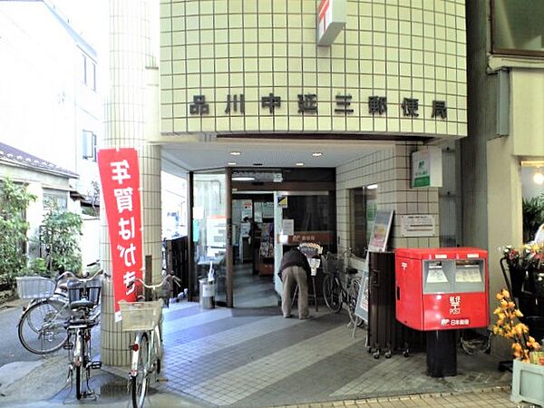 ◇郵便局が近くにあると様々な場面で便利ですよね。最近は赤いポストの数も減ってきた印象です。