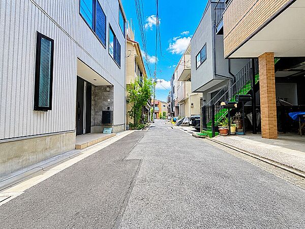 前面道路含む現地写真