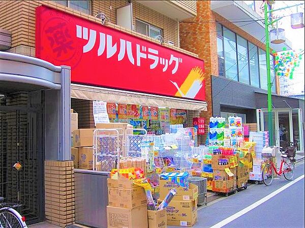 ◇ちょっと風邪を引いたかな、という時に近くに薬局があると便利ですよね。お子様の緊急時にも安心ですね。