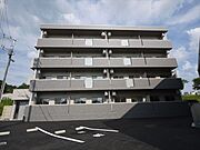 寺家駅より徒歩13分 3階 築2年2ヶ月の賃貸物件