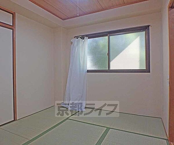 画像22:落ち着きのある和室です。