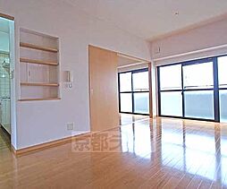 京都市営烏丸線 国際会館駅 徒歩4分の賃貸マンション 2階3LDKのリビング/ダイニング