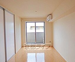 ラ・クール北山 202 2階1SLDKのリビング/ダイニング