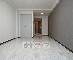 グランドールワタナベII 708 3階1Kのリビング/ダイニング