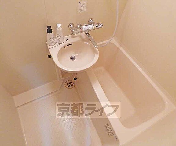 浴室