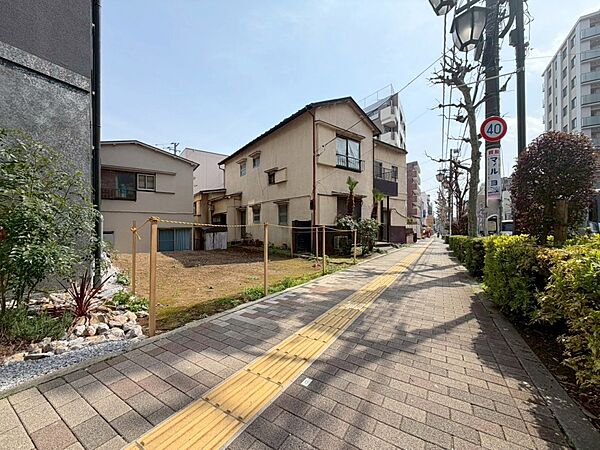 人気のＪＲ山手線ユーザー。憧れの注文住宅でご家族みなさまの夢を実現ください。建蔽率・容積率の高い土地