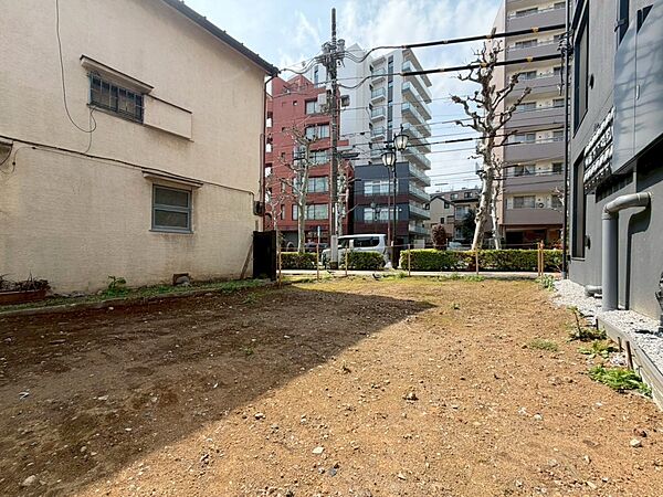 人気のＪＲ山手線ユーザー。憧れの注文住宅でご家族みなさまの夢を実現ください。建蔽率・容積率の高い土地