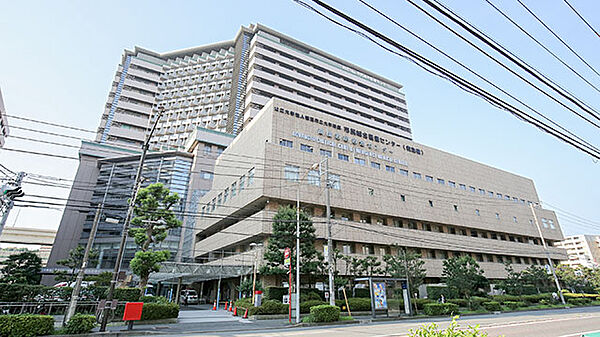 公立大学法人横浜市立大学附属市民総合医療センター　徒歩約12分