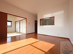 パインパレス 503 5階3LDKのリビング/ダイニング