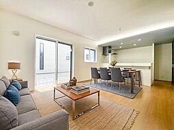 頭金なし月々74001円　建物完成　大穴南2丁目　全4棟 4LDKのリビング/ダイニング