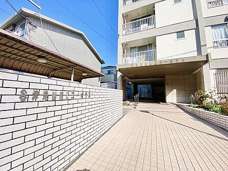 現地外観　エントランス　1/30撮影