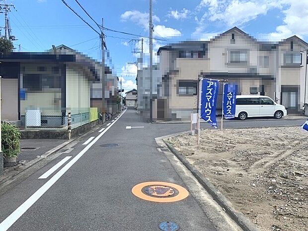 徒歩15分圏内に、保育園や幼稚園、小・中学校が揃い子育てファミリーにもおすすめ♪(2022年9月3日撮影)