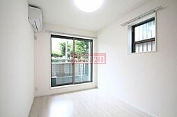 ラウレア練馬 102 1階ワンルームのリビング/ダイニング